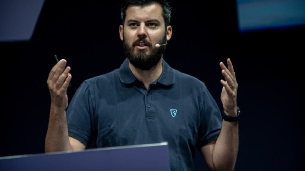 Rimac "odrešio kesu": Sprema veliku ponudu za Porsche