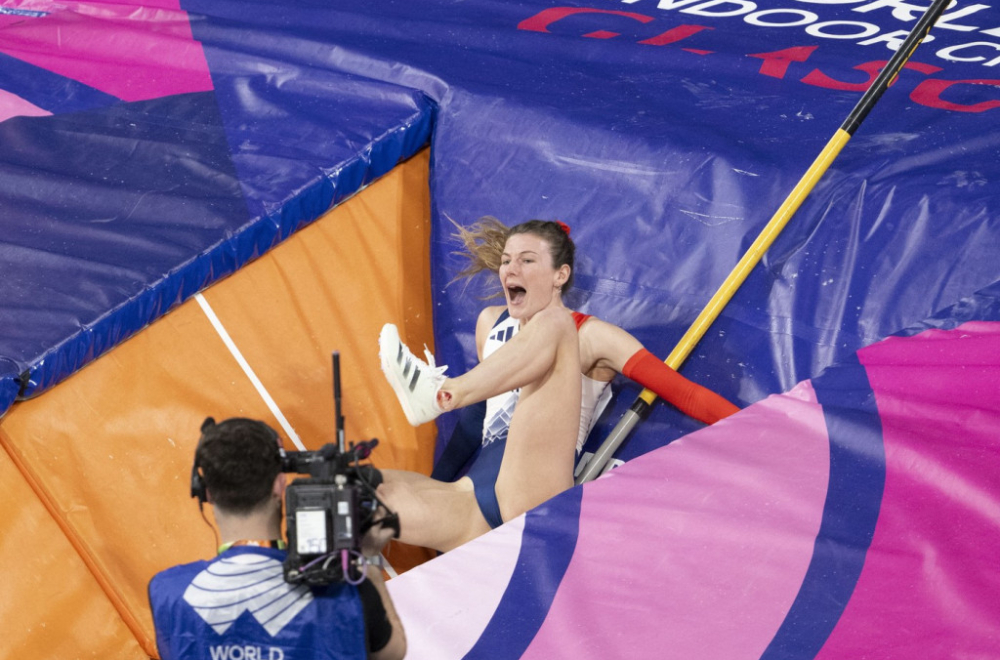 Strašna povreda atletičake na SP: Pala sa 4,5m i doživela otvoren prelom