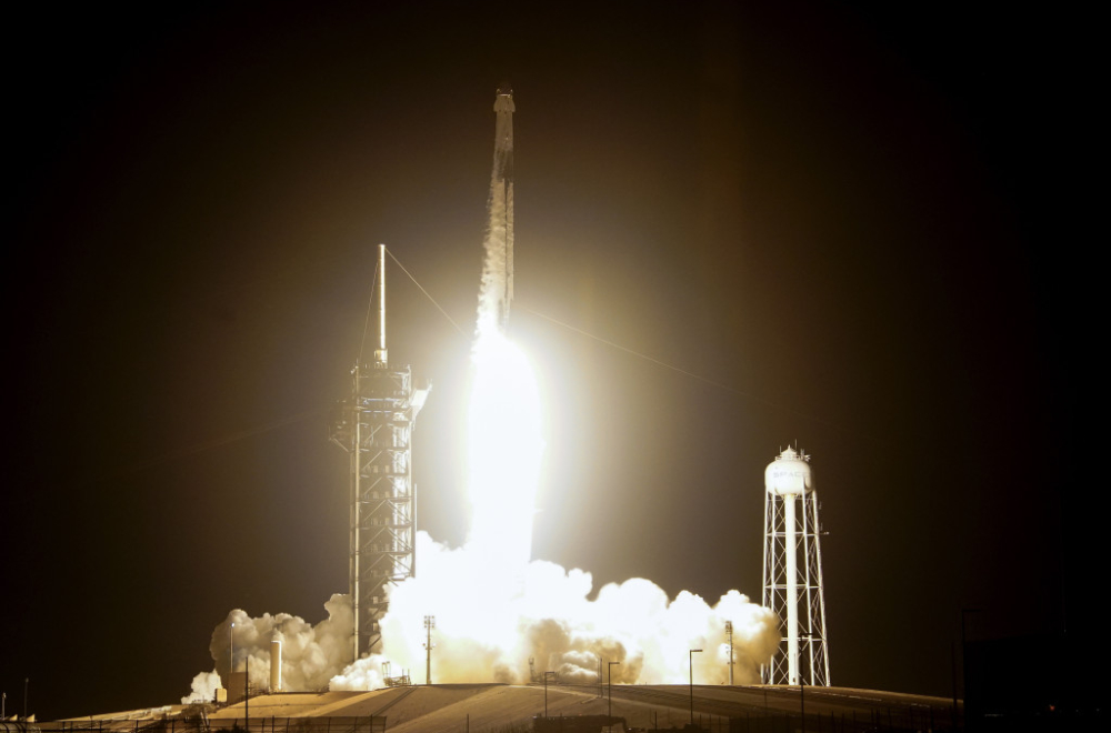 Spejseks uspešno lansirao letelicu