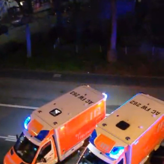 Drama u Nemačkoj: Beba upala u reku, baka odmah skočila za njom