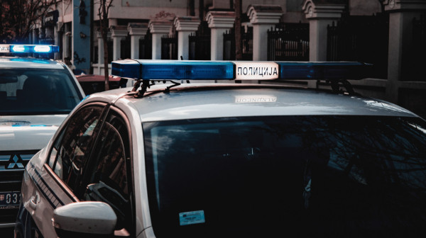 Vozač udario ženu na pešačkom prelazu: Policija traga za njim