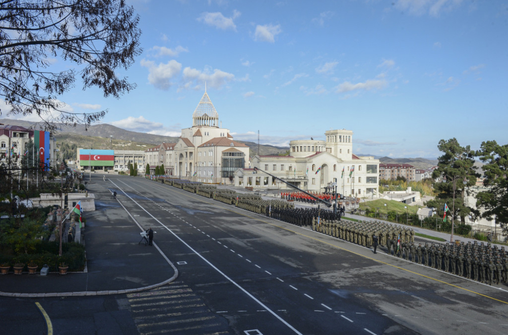 Novi sukob Jermenije i Azerbejdžana: Srušen nekadašnji parlament; "Ovo je etničko čišćenje" VIDEO