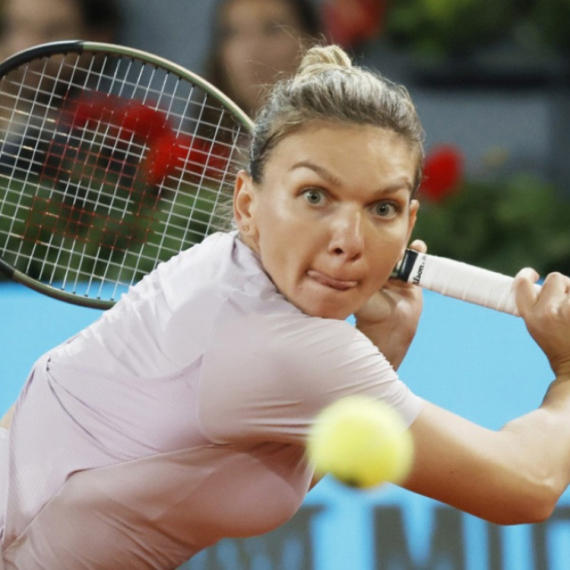 Halep besna: "Zašto dupli standardi!?"