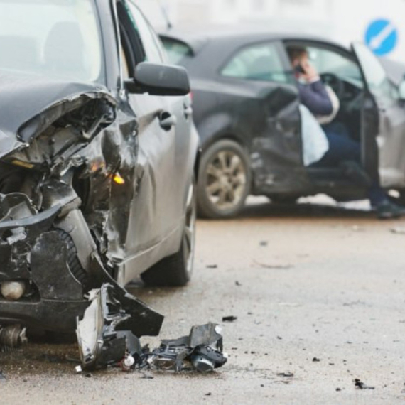 Haos na auto-putu: Teška nesreća