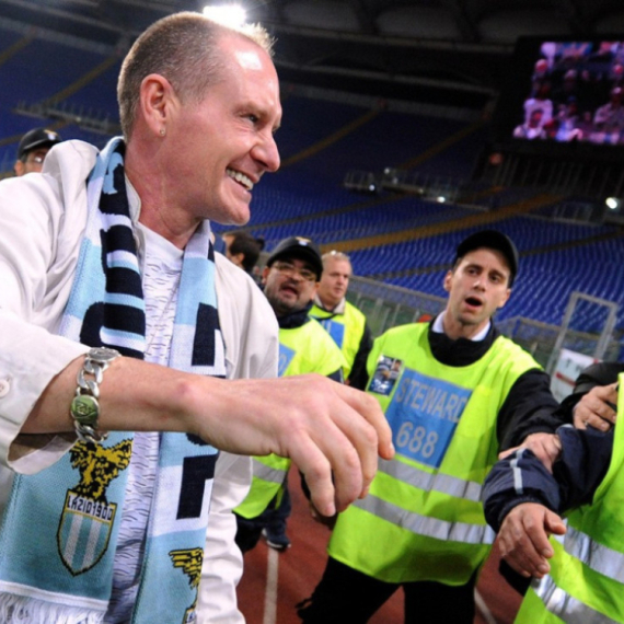 Legendarni fudbaler je beskućnik: Sada sam tužni pijanac