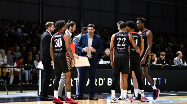 Pariz potopio London - Božić isključen