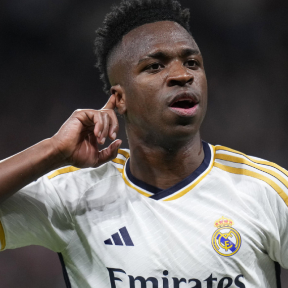 Detalj o kojem se najviše priča – Vinisijus zaslužio crveni karton?