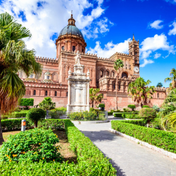 Otkrijte Siciliju: Letnji aranžmani sa noćenjem u Rimu i posetom Veneciji!