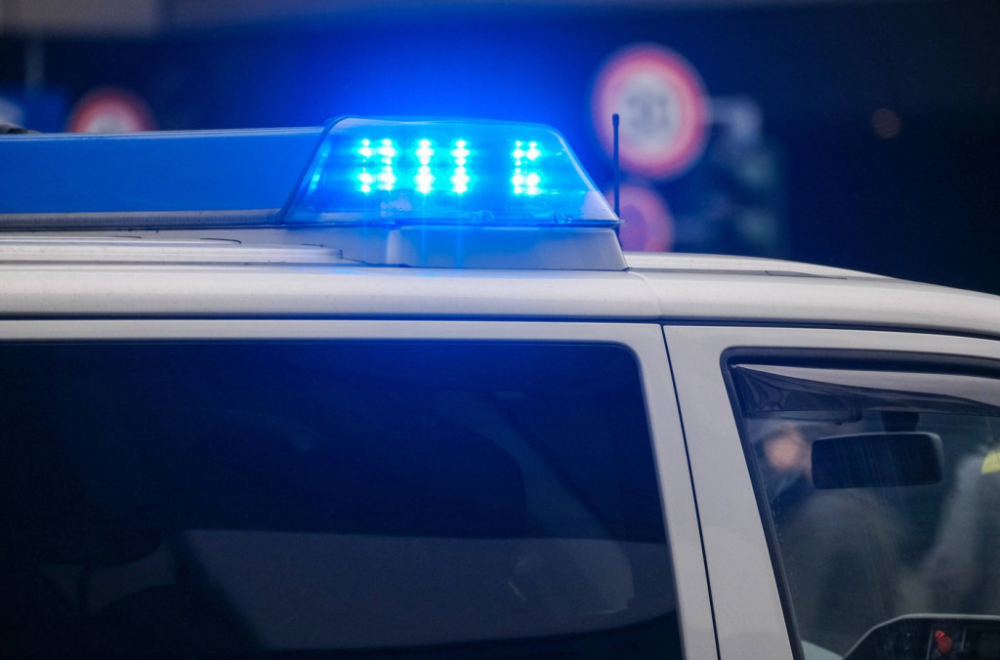 Vozilo sletelo u reku u Albaniji; Stradalo osmoro ljudi FOTO