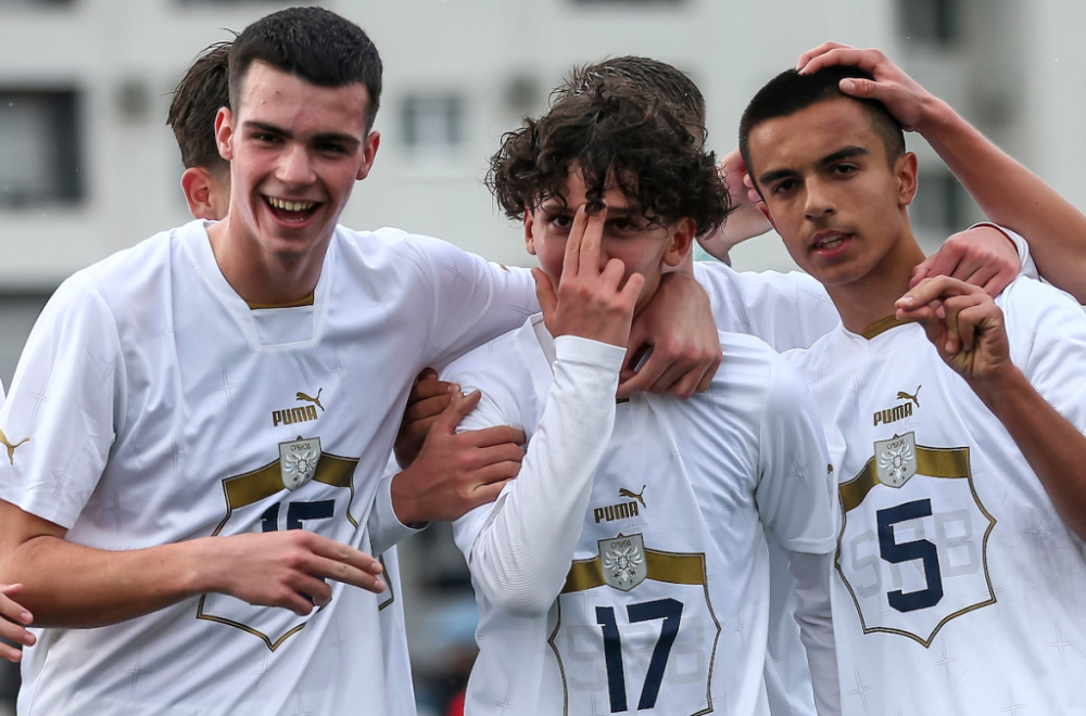 Zečević-Džon i Ibrović-Flečer debitovali za Srbiju – majstorija Junajtedovog talenta VIDEO