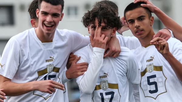 Zečević-Džon i Ibrović-Flečer debitovali za Srbiju – majstorija Junajtedovog talenta VIDEO