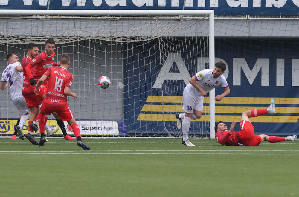 IMT "zaljuljao" Javor na "krovu"