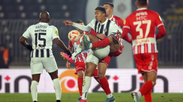 Spektakl u derbiju – Zvezda i Partizan pred punom "Marakanom"