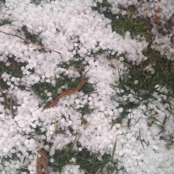 "Tuklo je duže od deset minuta": Kao da je pao sneg...