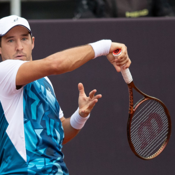 Lajović slavio protiv Rusuvorija u nastavljenom meču