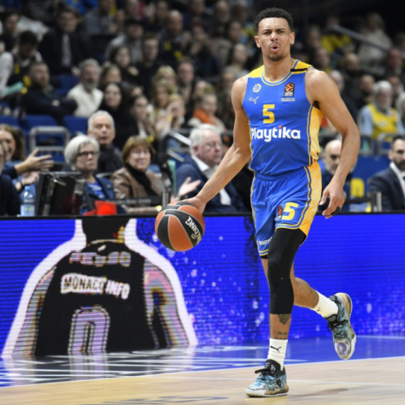 Makabi u poslednjoj četvrtini preokretom do pobede nad Žalgirisom