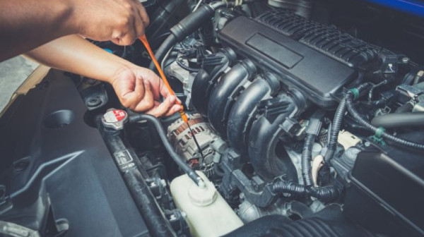 Ova provera traje 5 minuta, a može da spasi motor automobila