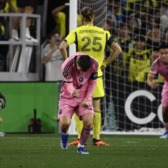 Mesi i Suares jedva spasili Inter VIDEO