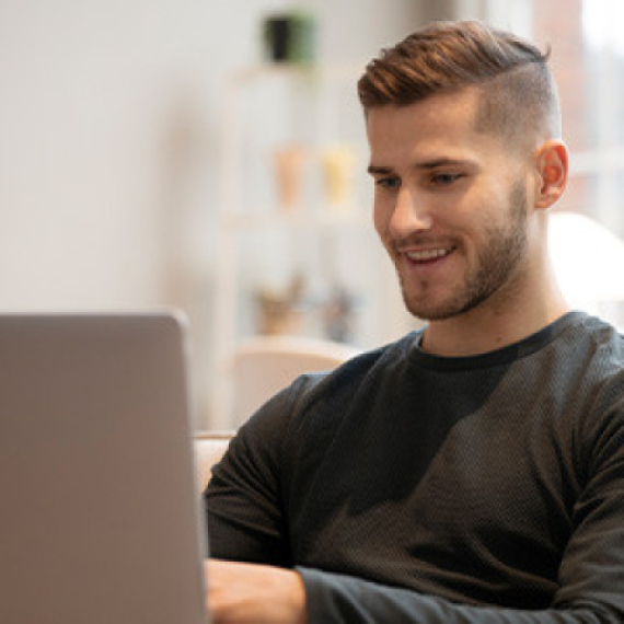 IT-jevce i u 2024. očekuju rast plata i brojne druge beneficije