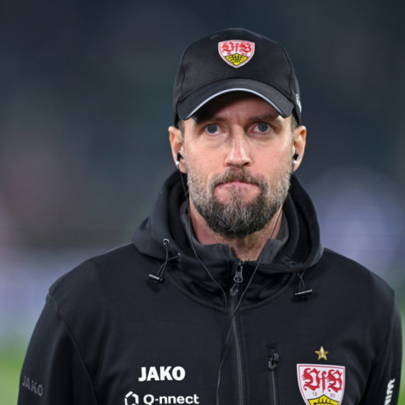 Štutgart ne pušta trenera u Bajern