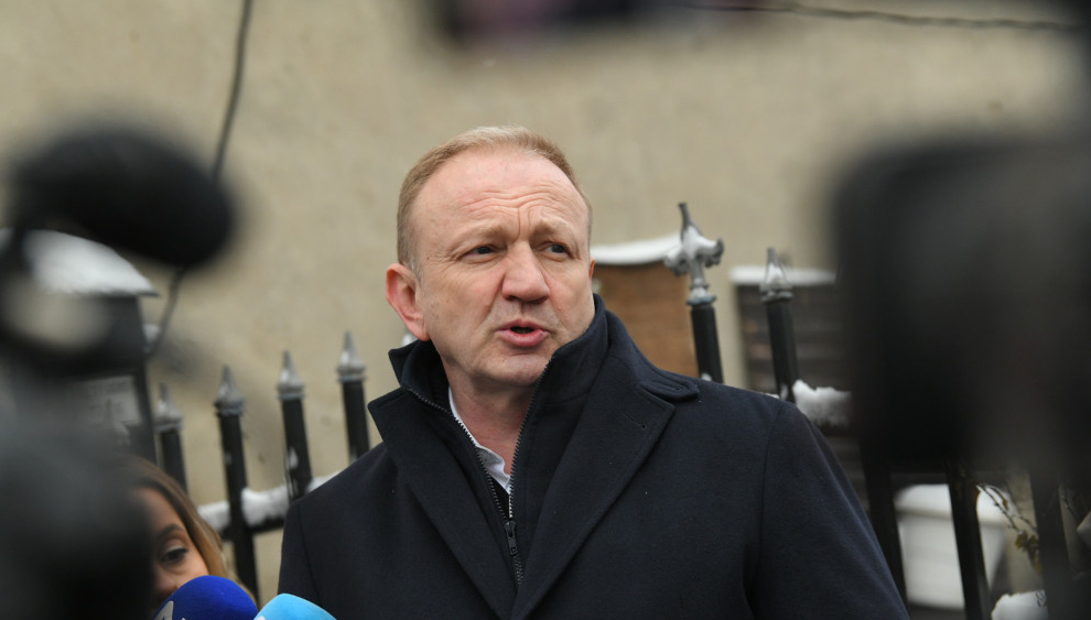 Evo kako odgovara Dragan Đilas na pitanja novinara, a kako vlast VIDEO