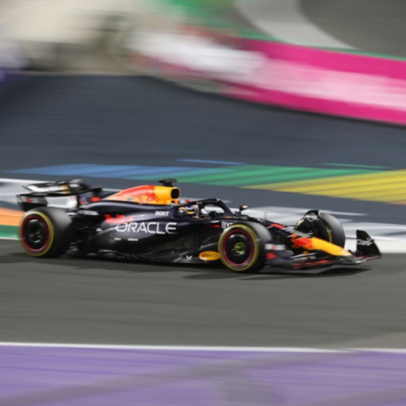 Ferstapen u senci Džouvog incidenta najbrži na trećem treningu