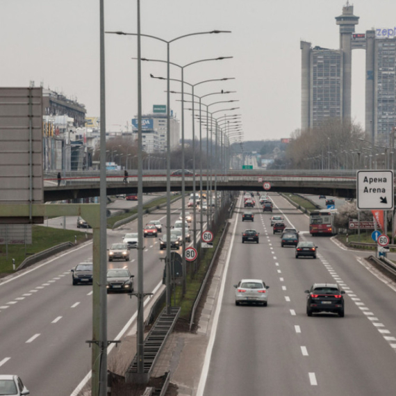 Vozači, oprez! Auto-put kroz Beograd je i zvanično moto-put, evo koje ograničenje važi