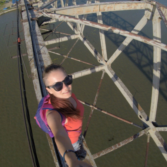 Ovo je najopasniji selfi na svetu? VIDEO