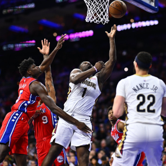 Horor poluvreme Filadelfije protiv Pelikansa, Njujork bolji od Orlanda VIDEO