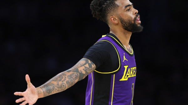 Rasel raspucan – 44 poena i koš za pobedu Lejkersa nad Baksima VIDEO