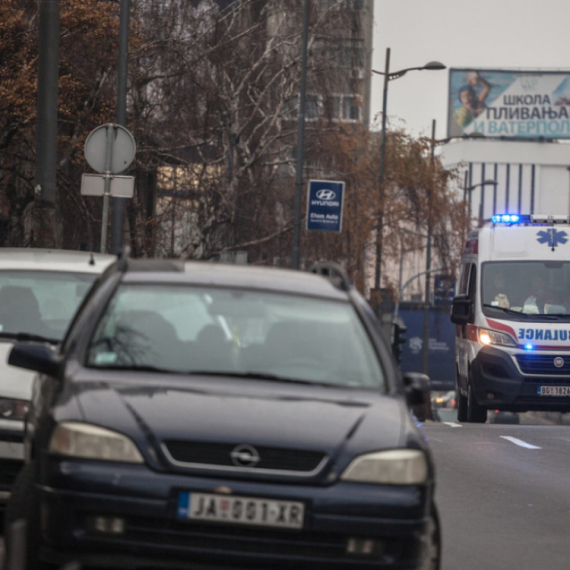 Muškarac brutalno pretučen u Zemunu: Zbog "dres koda" završio u komi