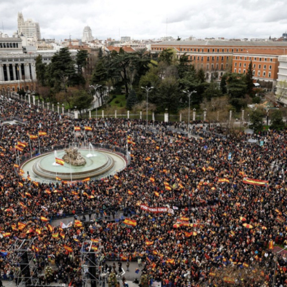 Blokirana prestonica: Hiljade Španaca protestuje FOTO