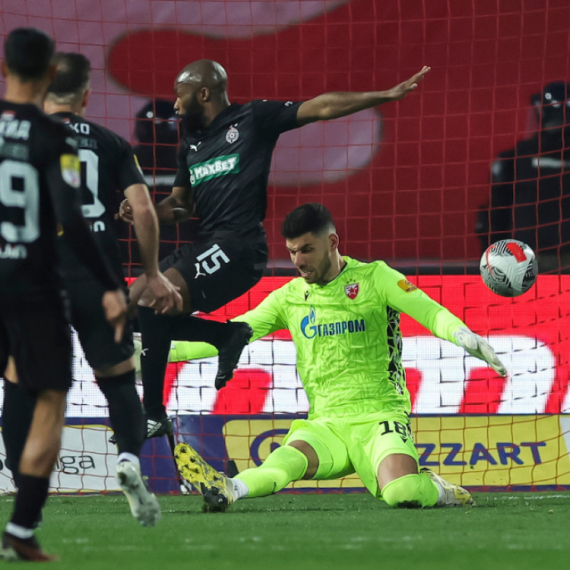 Puče kontra na "Marakani" – Kalulu za preokret Partizana! VIDEO