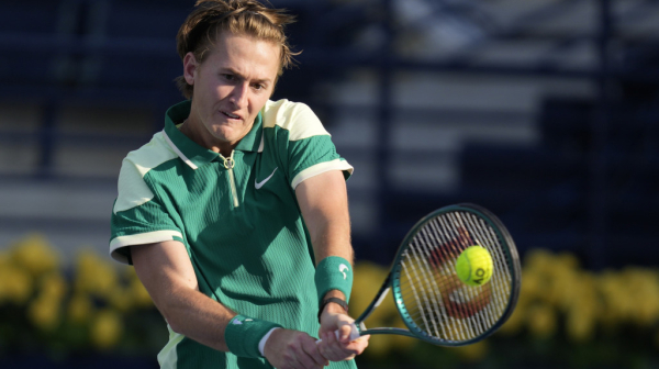 Korda lagano, Baez stigao do meča sa Fricom