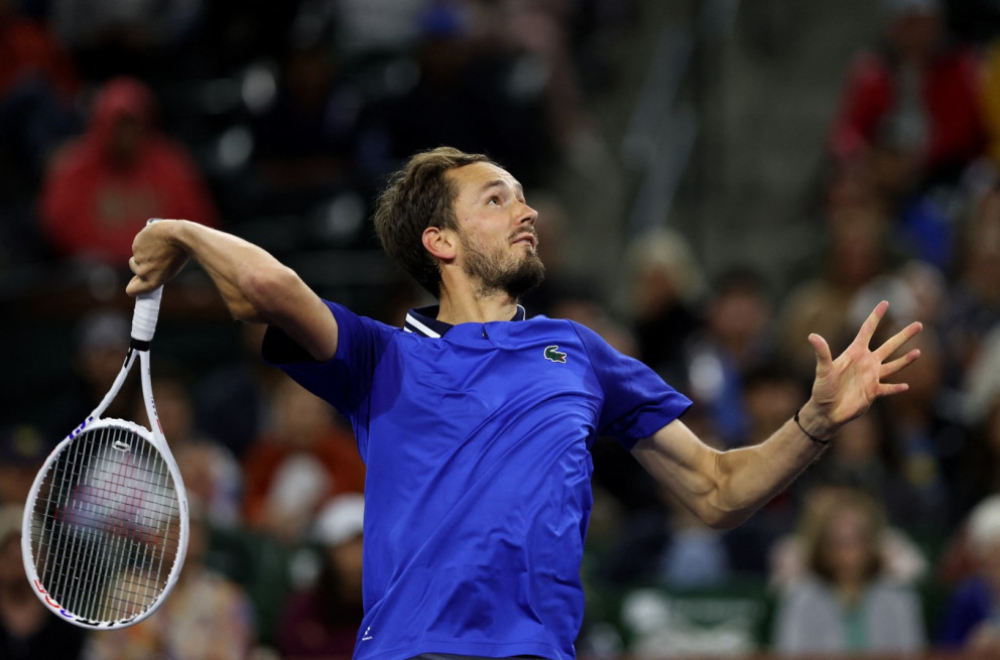 Medvedev tražio da se popravi reflektor VIDEO