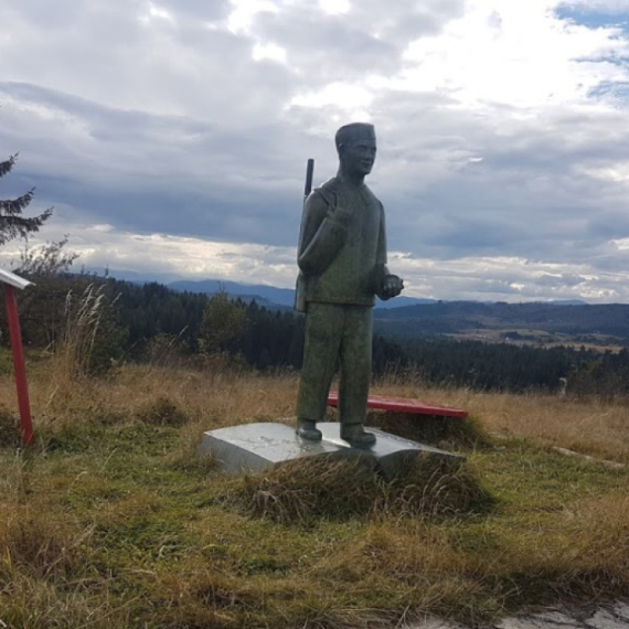 Boško Buha otišao u istoriju u selu Jabuka kod Prijepolja, njegov Spomen dom danas propada