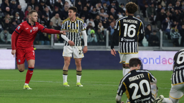 Juventus bez Vlahovića prepustio drugo mesto Milanu