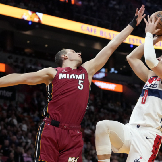 Jović ubacio 10 poena i radio sve VIDEO