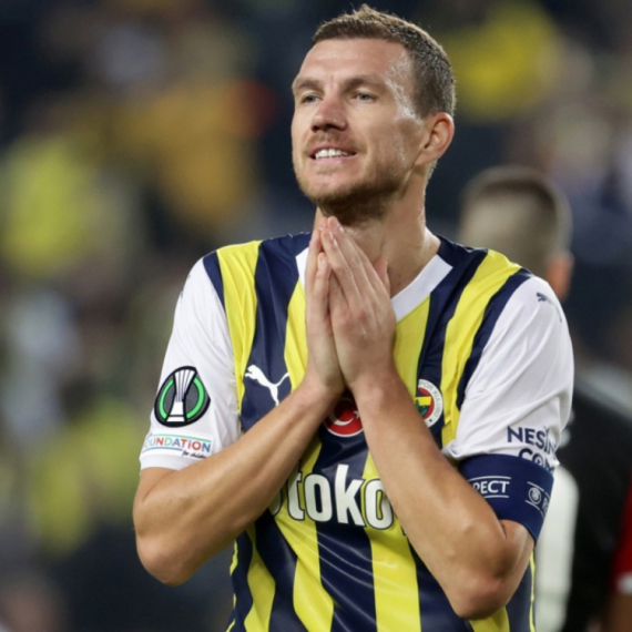 Džeko: Stvarno je sramota