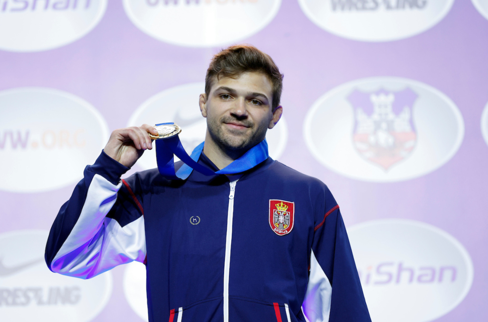 Mićiću zlato i trofej za najboljeg rvača na turniru u Sofiji