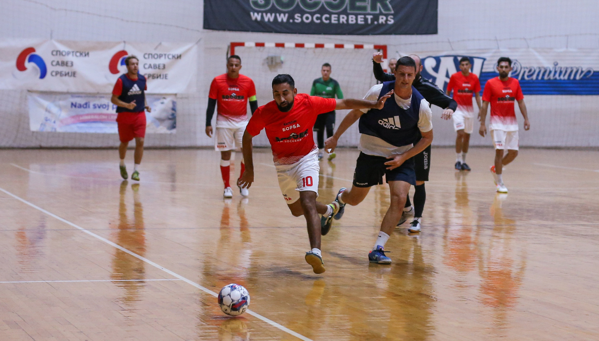 Nastavljeno takmičenje u amaterskom futsalu