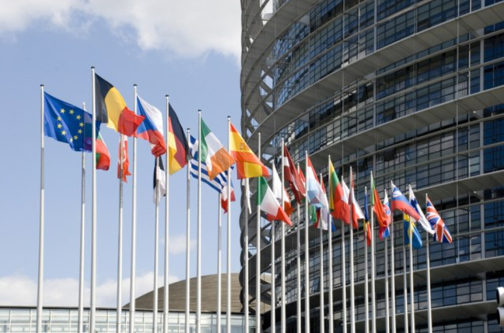 "Kako da primamo nove zemlje u članstvo kad i sad sa 27 članica EU funkcioniše s velikim problemima?"