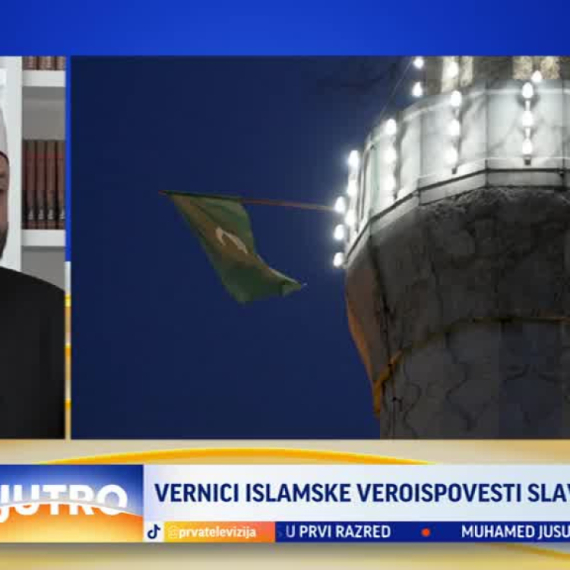Vernici Islamske veroispovesti slave Ramazan VIDEO