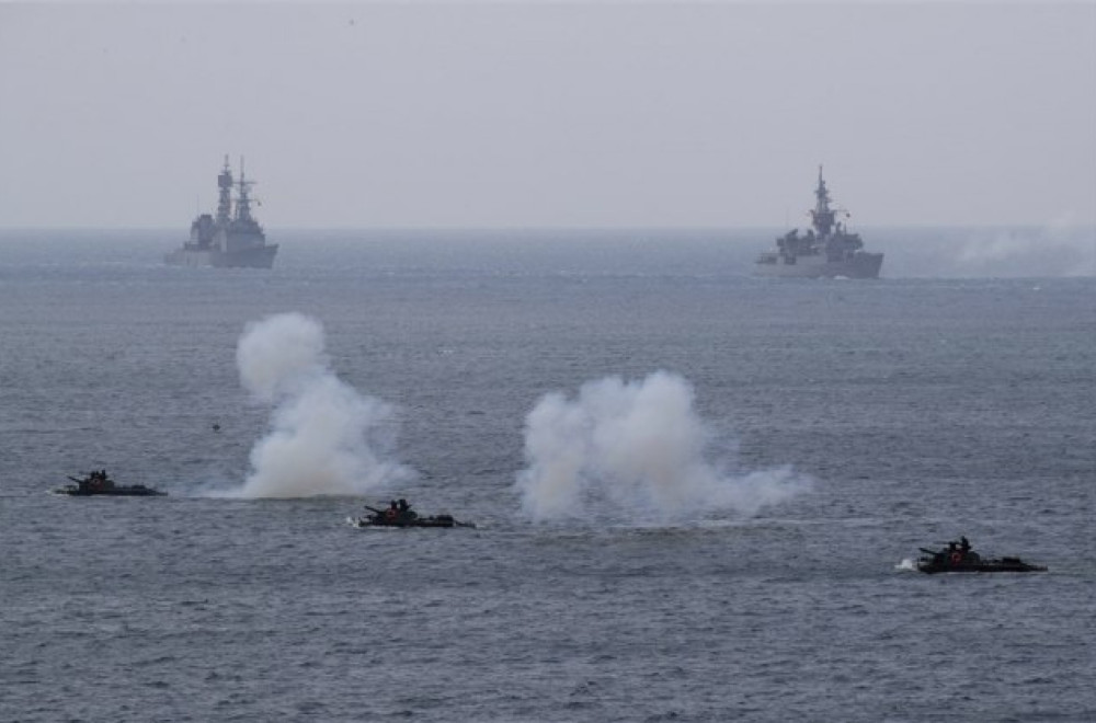 Misteriozni ratni brod: Kina postaje No.1 pomorska supersila FOTO