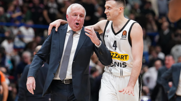 Partizan u "Areni" za kraj regularnog dela (TV B92)