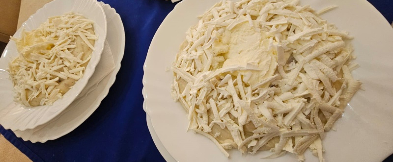 Ovde je kačamak pet puta jeftiniji nego u Crnoj Gori: Nekad bio sirotinjska hrana sada je pravi delikates FOTO