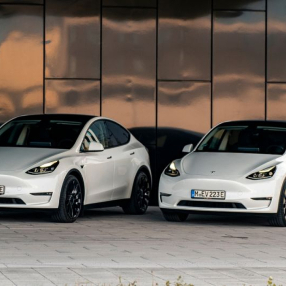 Gazda u svom dvorištu: Tesla prodaje više EV u SAD od svih ostalih zajedno
