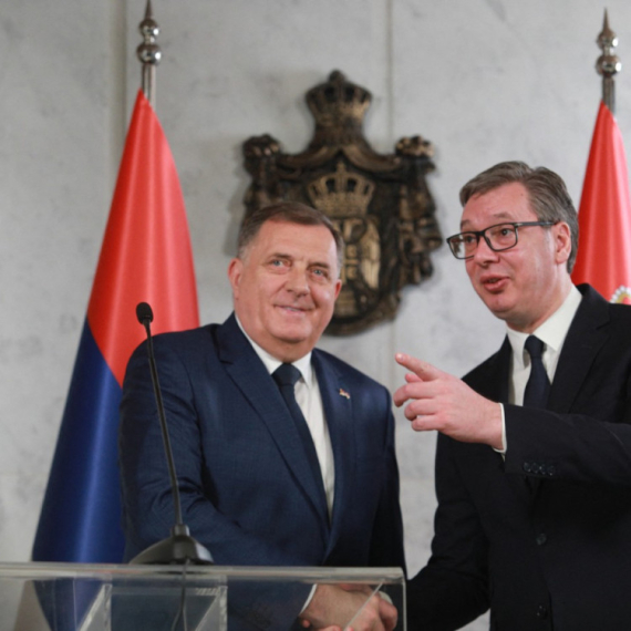 Vučić čestitao rođendan Dodiku: Predsednik Republike Srpske otkrio šta je dobio na poklon FOTO