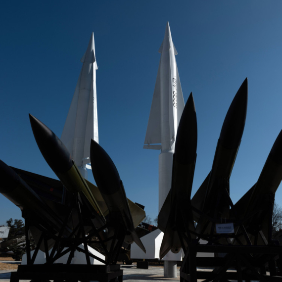 Amerika ruskom komšiluku prodaje rakete dugog dometa