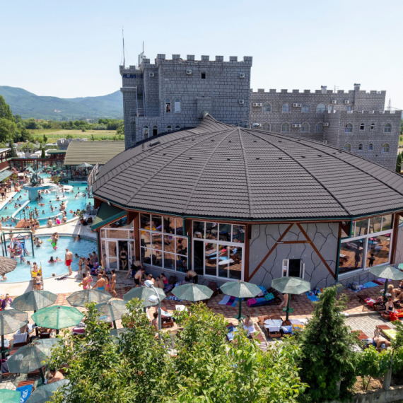 Rajska banja iznad koje su nekada "leteli zmajevi" nalazi se na samo 130 km od Beograda
